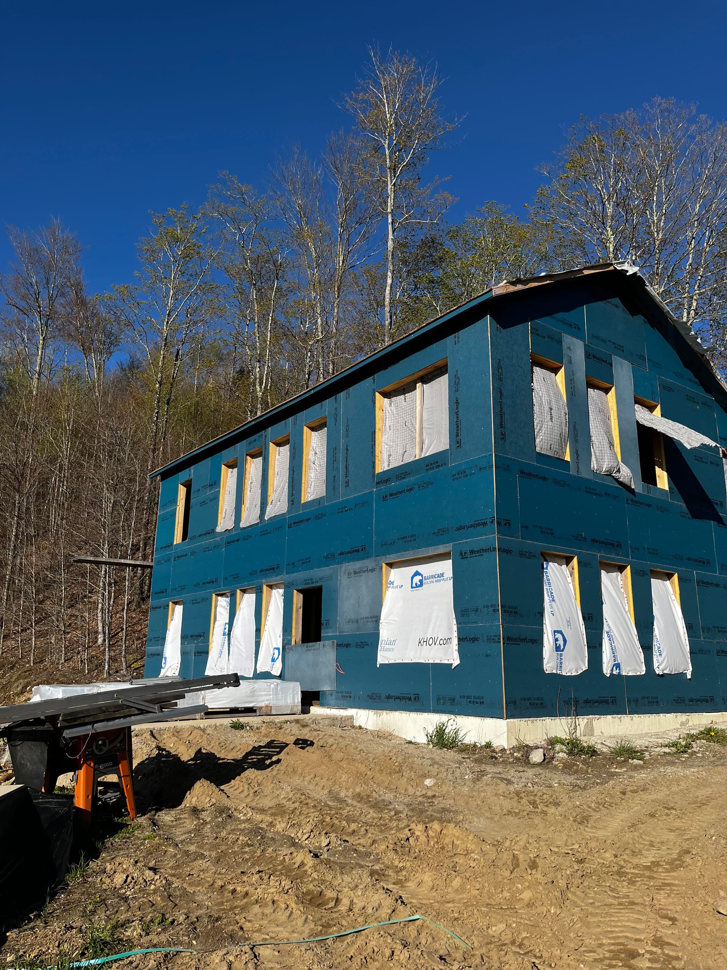 5/8" Coated OSB 4x8' Sheets thumbnail 3